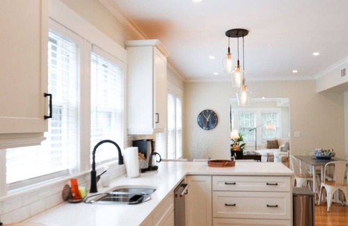 Dorchester Apartamento | Savin Hill 2BR Renovated Gem