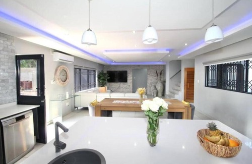 Bluff Casa | Savoli Guest House