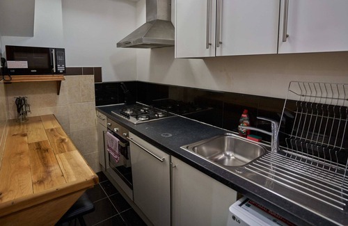 Shoreditch Hotel | Savoy Apartments