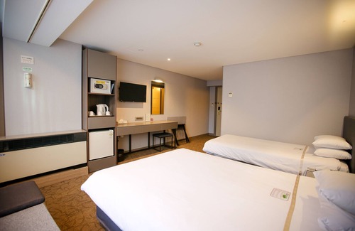 Myeongdong Hotel | Savoy Hotel