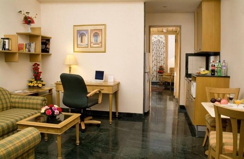 Sector 16 Apartamento | Savoy Suites Noida