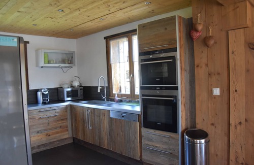 Araches-la-Frasse Chalet De Esquí | Chalet Saboya "Les heures claire" 8 personas