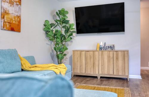 Columbus Casa | Savvy Oasis with Pool, 15 mins to Fort Benning