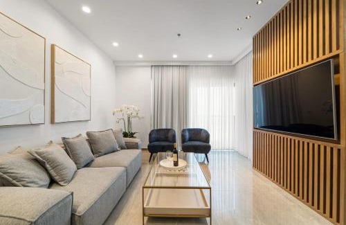 Jerusalem City Centre Casa | Savyon View 3BDR - ApartHotels In City Center