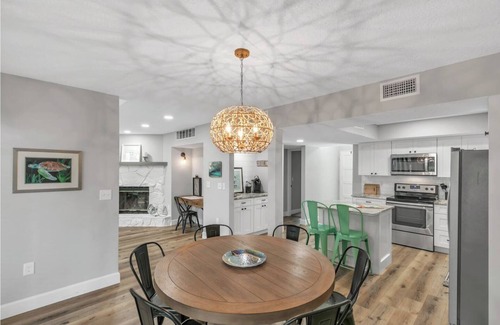 Sawgrass Casa | Sawgrass Splash! 2 bed/2 bath...WALK to the BEACH!