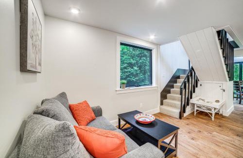 Harbert Casa | Sawyer Retreat with Fire Pit Less Than 2 Mi to Beaches!