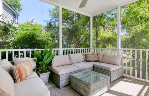 Mount Pleasant Casa | Sawyer's Landing- Mins to beach & Dtwn