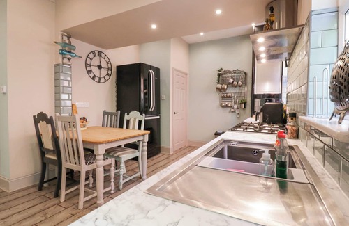 Felixstowe Cabaña | Saxon Lodge Cottage, FELIXSTOWE, SUFFOLK