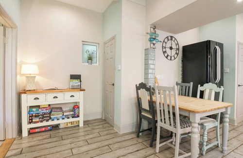 Felixstowe Cabaña | Saxon Lodge Cottage, FELIXSTOWE, SUFFOLK
