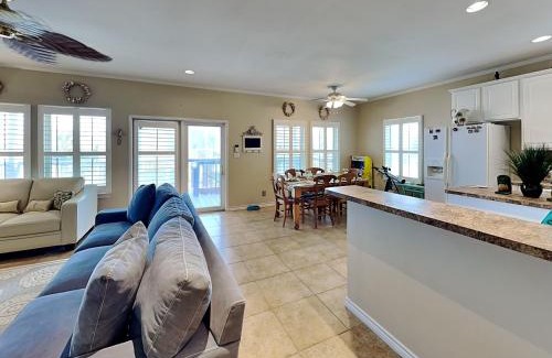 Pirates Beach Casa | Say Yes To Adventures