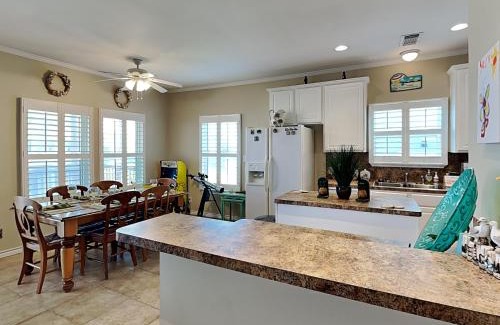 Pirates Beach Casa | Say Yes To Adventures