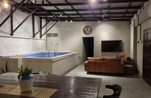 Malacca City Villa | Sayang Sayang Private Pool Villa Melaka