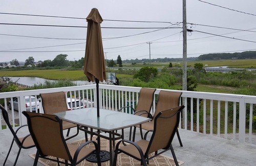 Middlesex County Casa | Saybrook casi frente a la playa, playa privada, lancha, muelle poco profundo, aislado