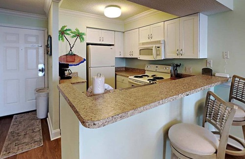 The Dunes Condominio | SBC | Beautiful 2BR | Oceanfront Condo | w/ pools! | SBC 515