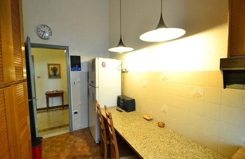 Montefiridolfi Casa | Senderos panorámicos y estancias de piedra
