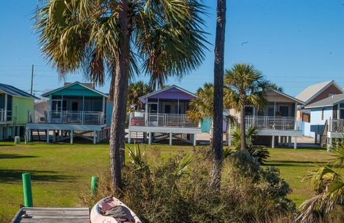 Cape San Blas Cabaña | Scallop Cove #2 - Scalloping Sunrise - Bayfront, 3 Min Walk to Gulf, Pet Friendly, No Min Nights.