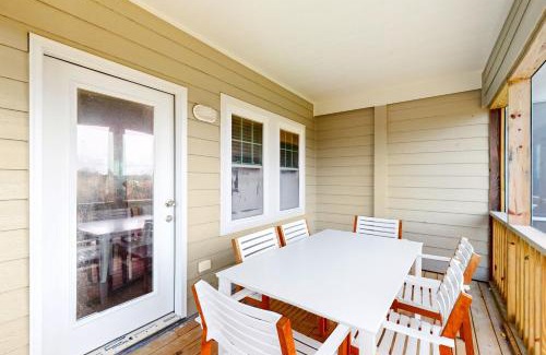 Buxton Casa | Scallop