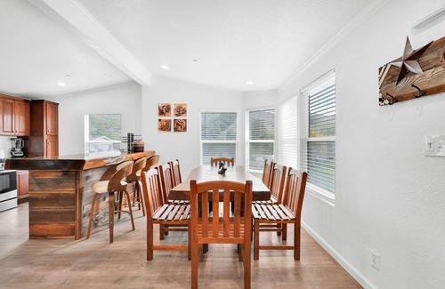 Castro Valley Casa | Scape to the Ranch: Relax, Work or Explore w/WiFi in fabulous Castro Valley