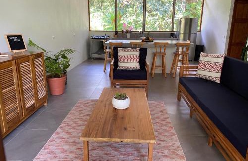 Carate Casa | Scarlet House