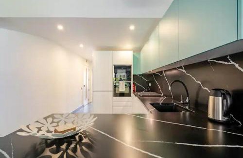 Quinta do Lago Apartamento | Scarlet's Place - 1 bed Victory Village Quinta Do Lago - beach, nature, lakes