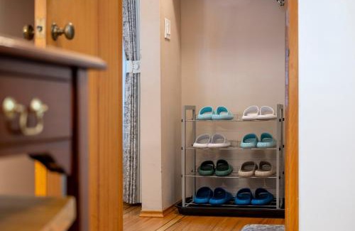 Fraserview Casa | Scenic and Radiant Haven in the Heart of Vancouver