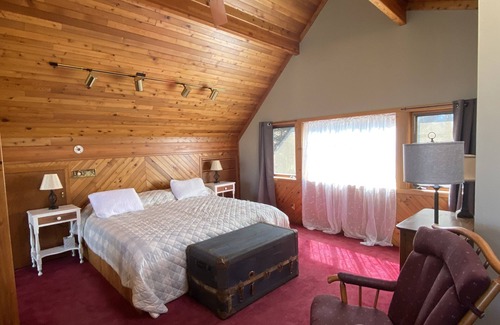 Middlebury Center Casa | Escénico y recogida a Negro Bear Lodge