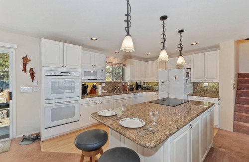 Fawnskin Casa | Scenic and Serene Lake House! 4 bedroom 2 bath home bordering the national fores