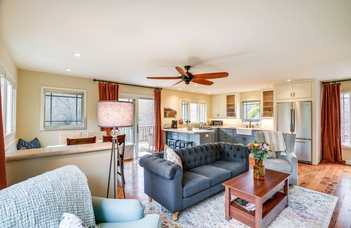 Carmel Casa | Scenic Carmel Valley Home w/ Deck: Steps to River!
