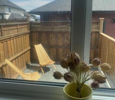 Langford Casa | Scenic Equipped Detached Private Westhills Carriage Home In Langford