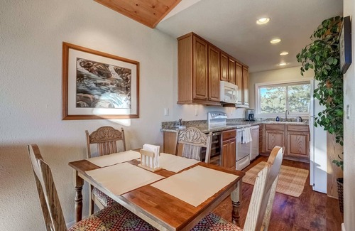 Tahoe Village Casa | Scenic Escape - BEST views of Lake Tahoe!