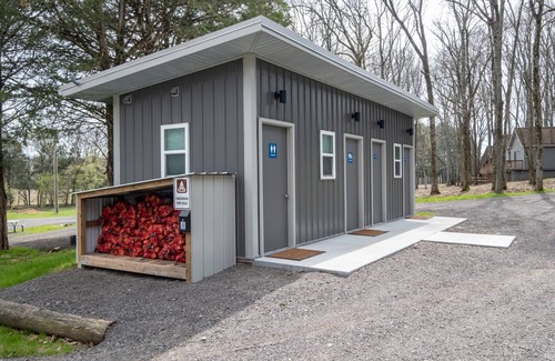 Rural Hill Alquiler De RV | Scenic, Full-Hookup Back-In Campsite Just Outside Nashville!
