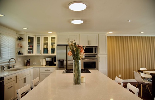 West End Casa | Scenic Lake View Home
