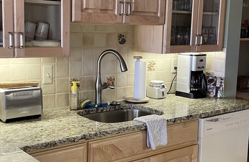 Gilford Condominio | Scenic Lake Winnipesaukee Condo- Gilford, NH