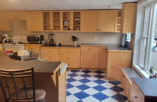 Glenburn Otro | Scenic Lookout - Two Room Suite, Quiet Contry