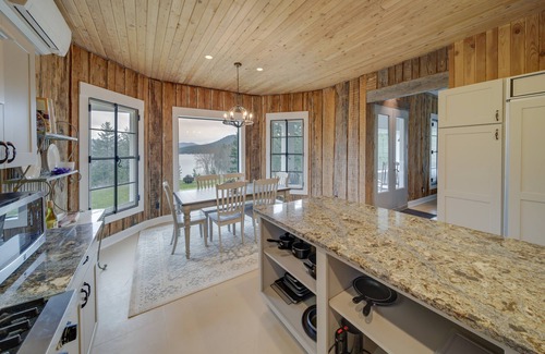 Loon Lake Casa | Scenic Loon Lake Adventure Retreat w/ Dock!