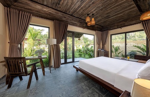 Hoa Lu Hotel | Scenic Mountain Ecolodge Ninh Binh