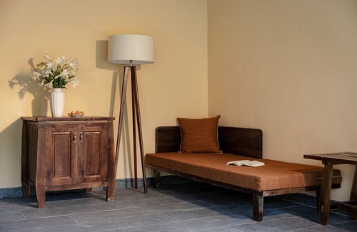 Hoa Lu Hotel | Scenic Mountain Ecolodge Ninh Binh