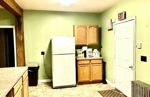 Waynesboro Casa | Scenic Mountain Top Retreat with 28 Beds