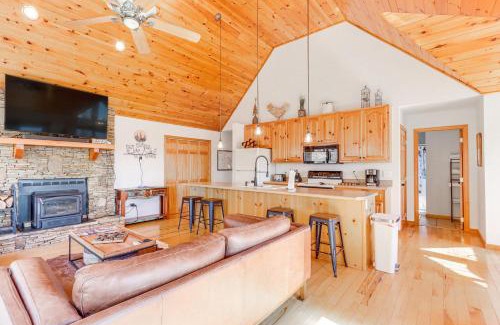 Unaka Casa | Scenic Murphy Cabin about 16 Mi to Blue Ridge