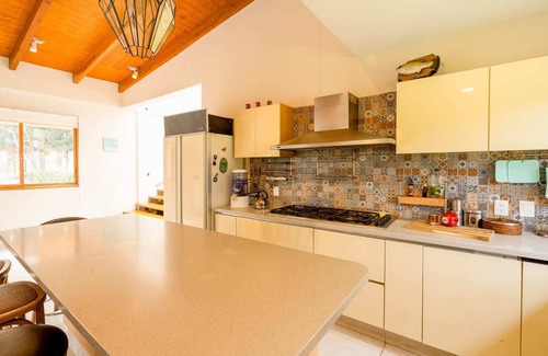 Tlalpan Casa | Scenic Paradise: Beautiful House in the Woods