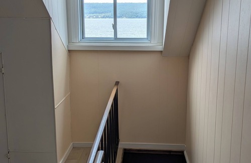 Champlain Casa | Scenic River House - private beach and dock for relaxing