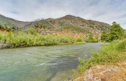 Junction City Casa | Scenic Riverfront Escape with Sauna in Junction City