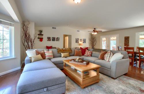 Yosemite Forks Casa | Scenic Serenity 50 acres/hot tub/game room