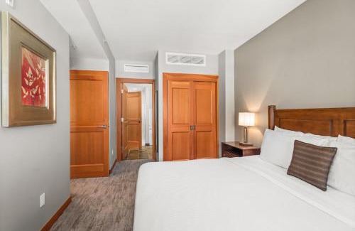 Snowmass Village Casa | Scenic Slopeside Haven The Snowmass Village Gem