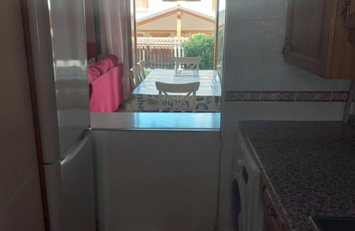 Villanua Casa | Casa tradicional de montaña con jardín, 3 habitaciones, altillo y cocina equipada