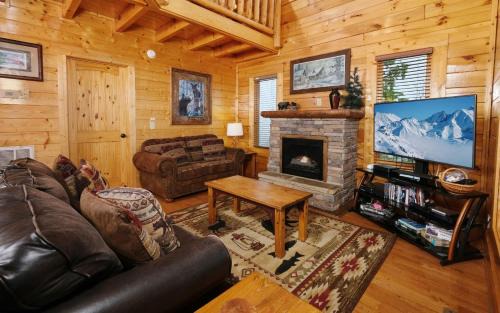 Sevierville Villa | Scenic Sunrise