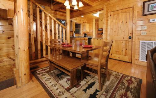 Sevierville Villa | Scenic Sunrise