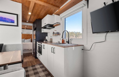 Morrisville Casa | Scenic Tiny Home, Five Minutes to Stowe Main St!