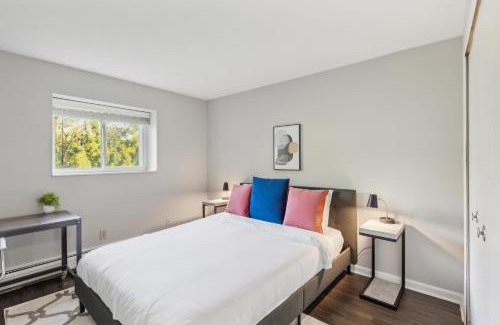 Parma Apartamento | Scenic Towers 3020 I Cozy & Comfy I Free Parking