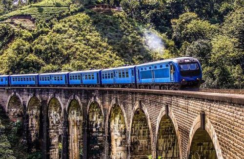 Kandy Alquiler De Eote | Scenic Train Ride from Kandy to Ella Tickets